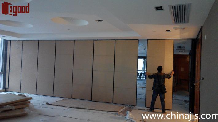 opeable partition installation,resturant operable partition