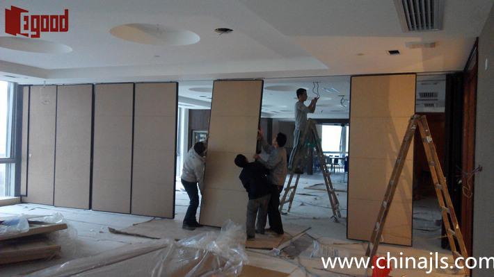 hunge the panel,removable track, openning hole