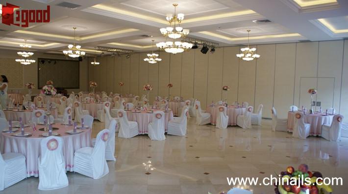 operable wall partition in ballroom